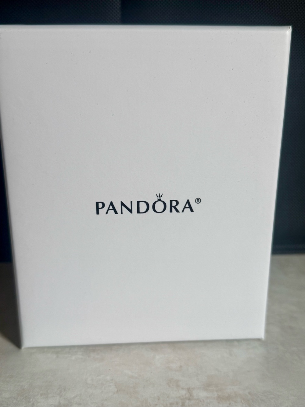 Pandora 2018 holiday ornament NIB